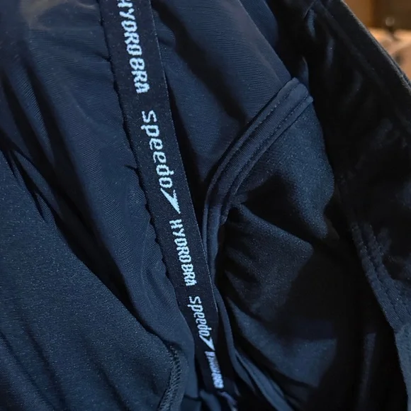 Speedo Black Women’s One Piece swimsuit - Picture 4 of 5